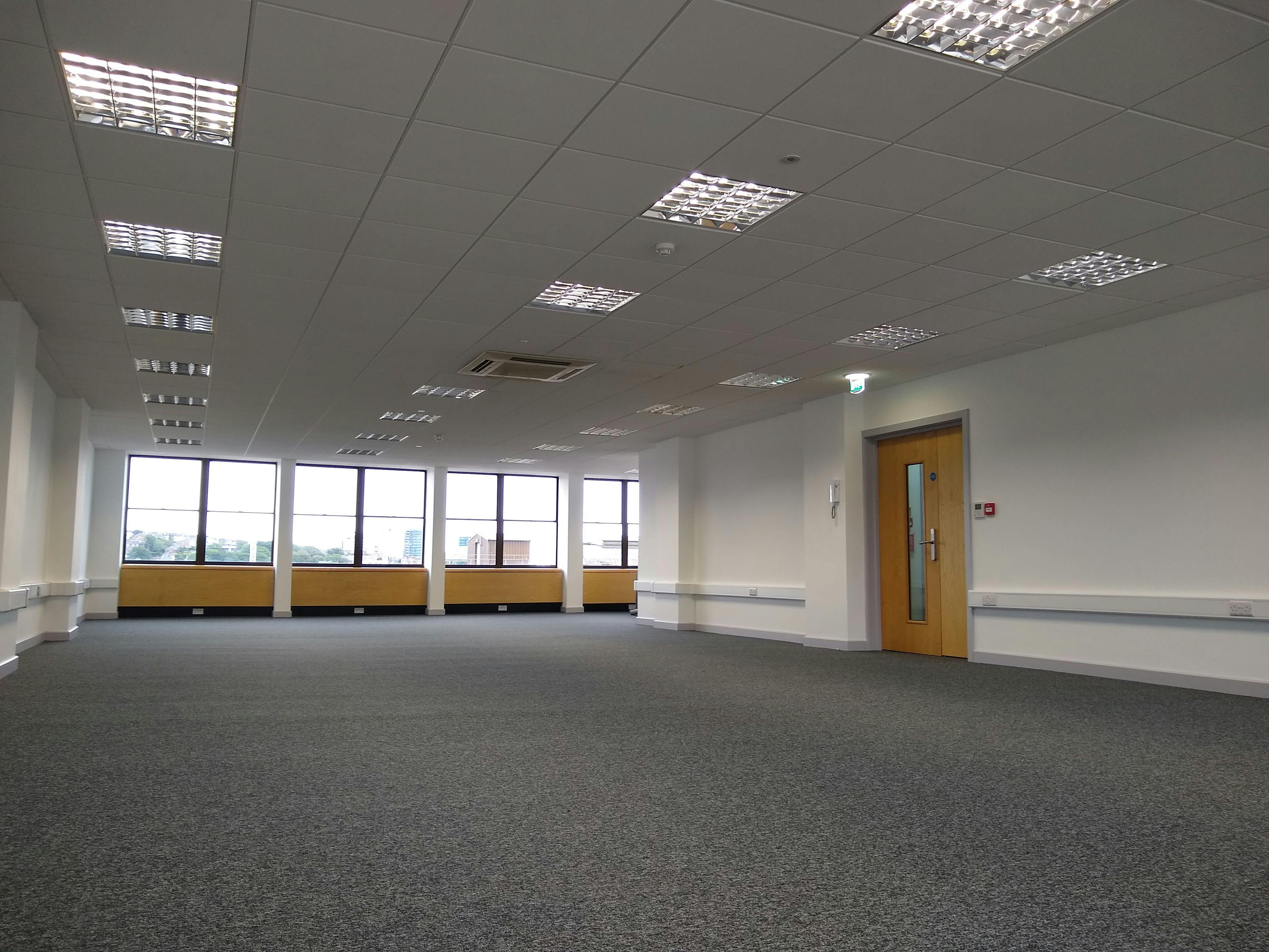 Office in Brighton - photo 4