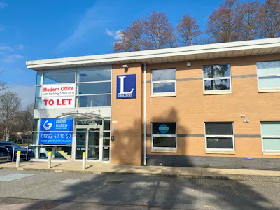 Unit 6 Maidenbower Office Park, Crawley, Office To Let - WEB FRONT IMG_9836.jpeg