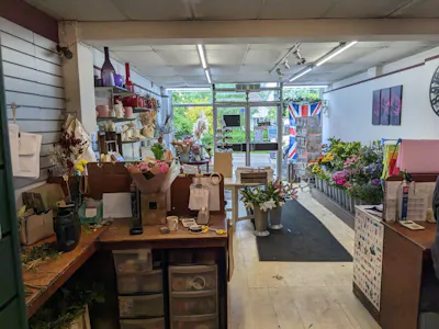 107 and 109 Aldershot Road, Guildford, Investment / Residential / Retail For Sale - PXL_20230519_144529166.jpg