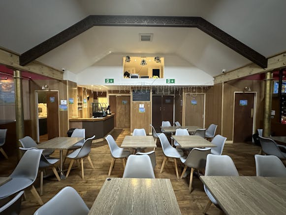 Multi Purpose Licensed Leisure Premises, 13 Shuttle Street, Paisley For Sale - IMG_7272.JPG