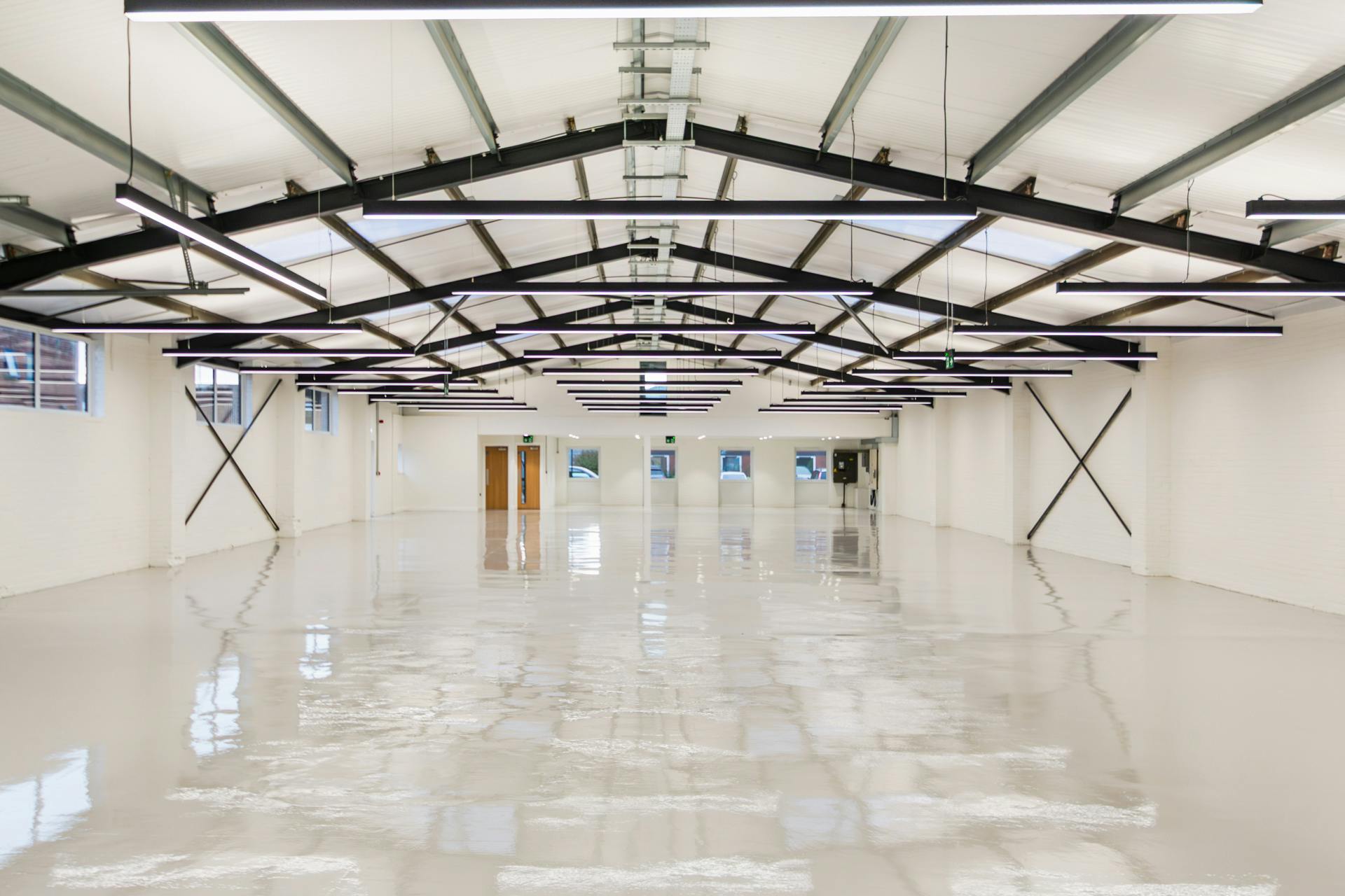 Retail/Shop in New Milton - photo 2