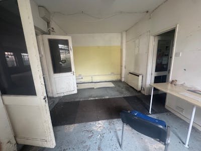 60A Windus Mews, London, Industrial/Logistics To Let - 5.jpg