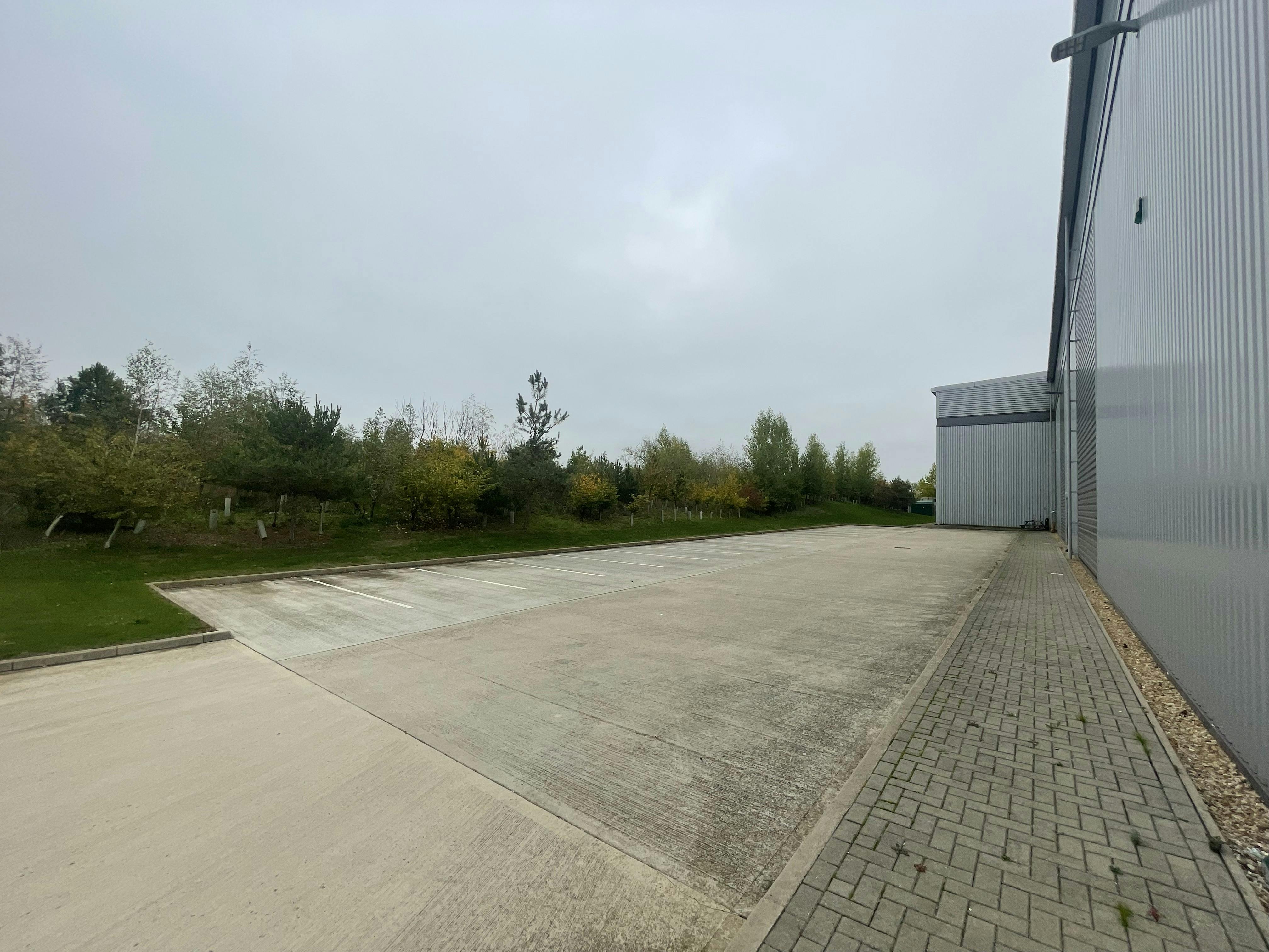 Unit 8, Network @ Link9, Bicester, Warehouse & Industrial To Let - IMG_7017.jpg