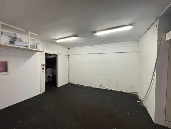 558 Dumbarton Road, Glasgow, Retail To Let - PHOTO-2026-07-21-09-02-27.jpg