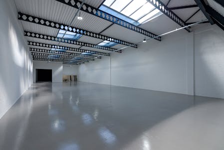 Unit 7 Westpoint Trading Estate, Acton, Warehouse To Let - Westpoint Acton INT 78  Sept 2316.jpg