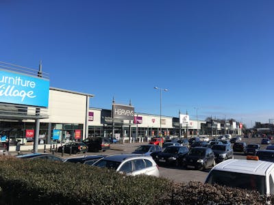 Forbury Retail Park, Forbury Road, Reading, Retail - Out Of Town To Let - IMG_1794.JPG