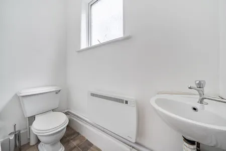 261 Chiswick High Road, London, Office To Let - 1499448 (3).jpg