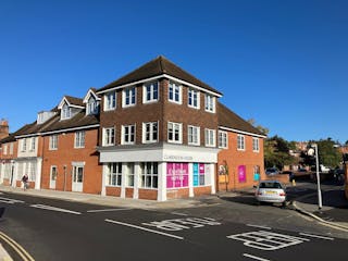 Clarendon House, Farnham, Offices For Sale - GHEA3941.JPG