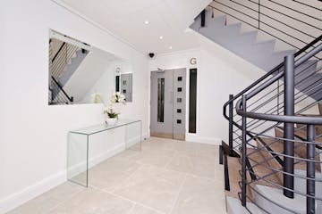 Bishops Park House, 25-29 Fulham High Street, Fulham, Sw6, Office To Let - bishops park house-4 low.jpg