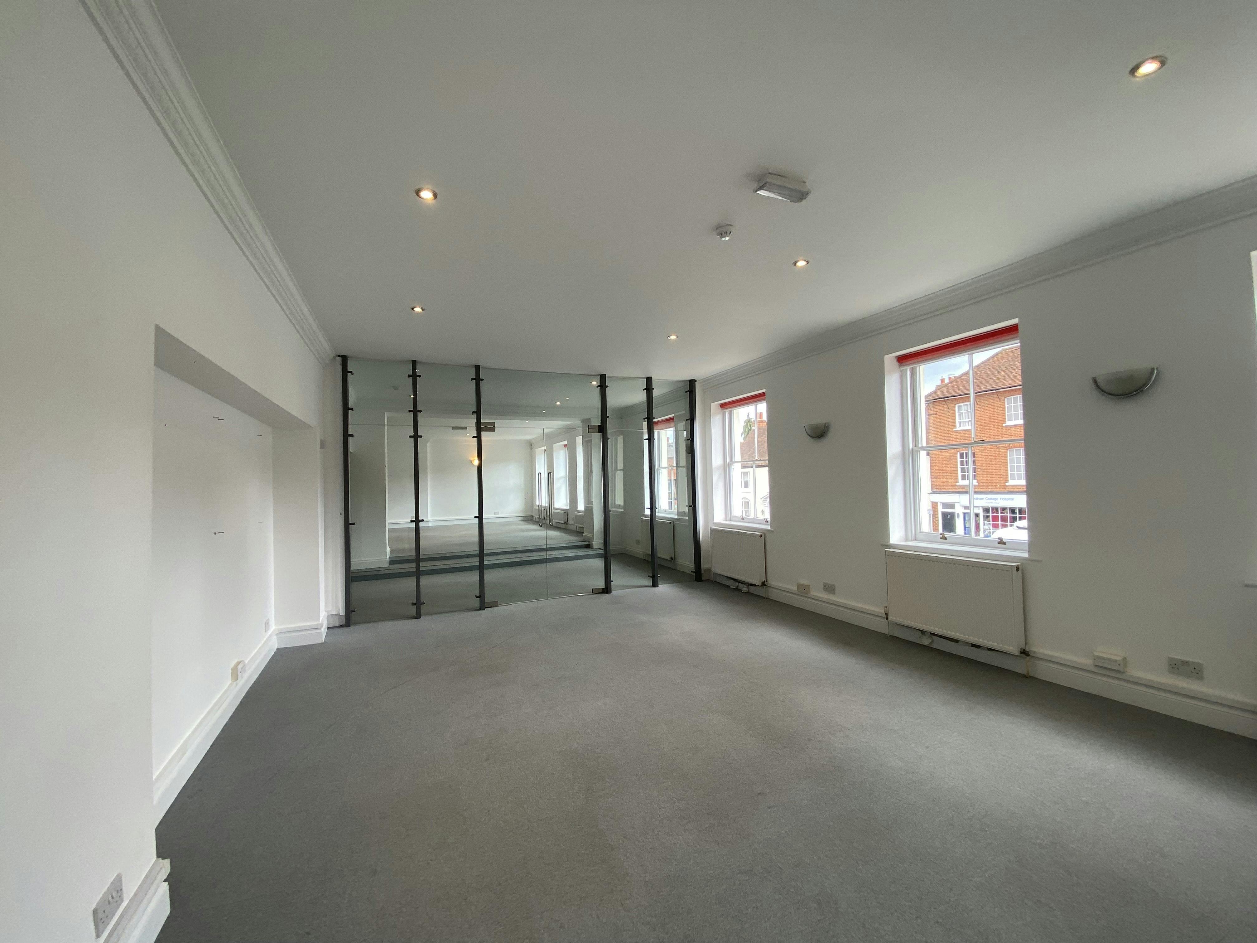 Suite 1, Fountains Mall, Odiham, Offices To Let - IMG_3914.jpeg