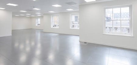 42 Trinity Square, London, Office To Let - Interior.JPG