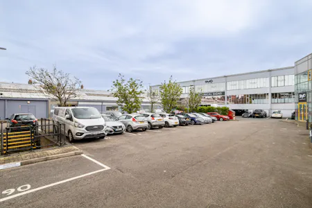 Hille House, Watford, Office To Let - Hille  Watford49.jpg