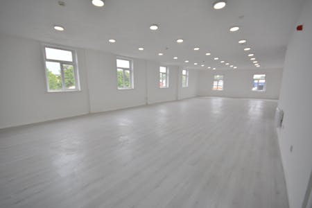 Open Plan 1st Floor & Downstairs Space, Bury, Leisure To Let - Upstairs Open Plan