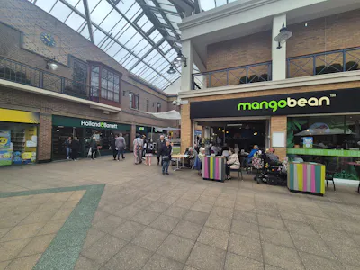 Unit 14, Castleford, Retail Lease Assignment - 20260612_115807.jpg