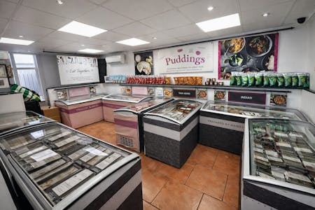 89 Warwick Street, Leamington Spa, Leisure / Retail To Let - edited internal 4.png