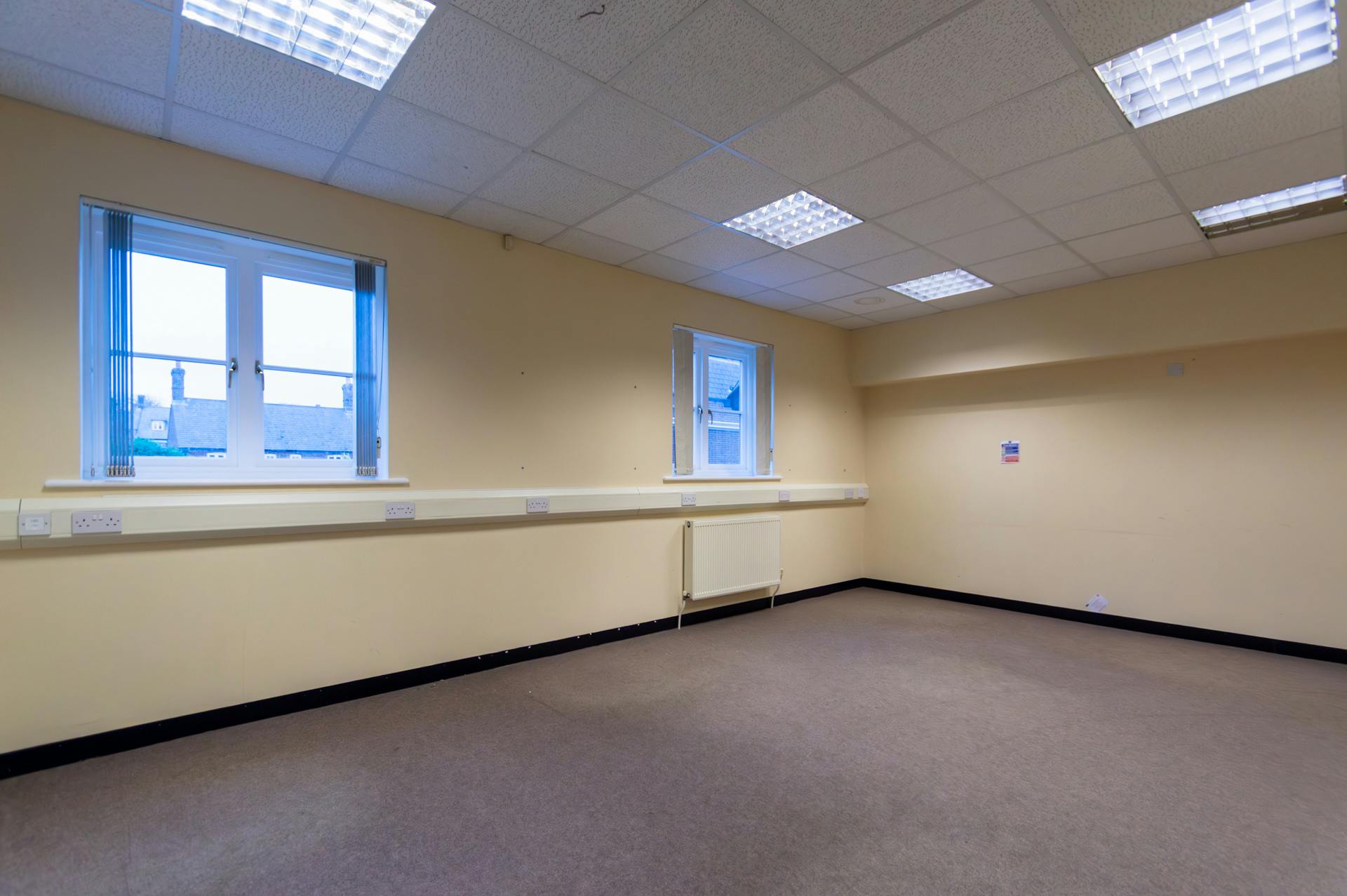 Office in Dorchester - photo 4