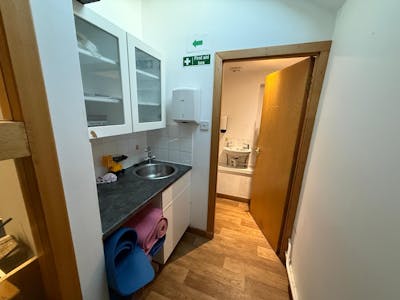 18(D) Liberton Brae, Edinburgh, Office To Let - Teaprep.jpeg