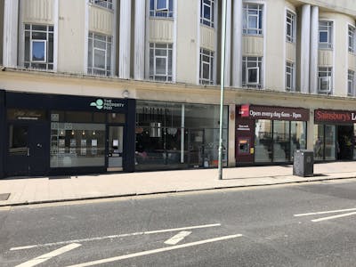 54, Western Road, Hove, Retail To Let - c3d81bfd7d82b941a60b26932cfdd926d7427a82.jpg