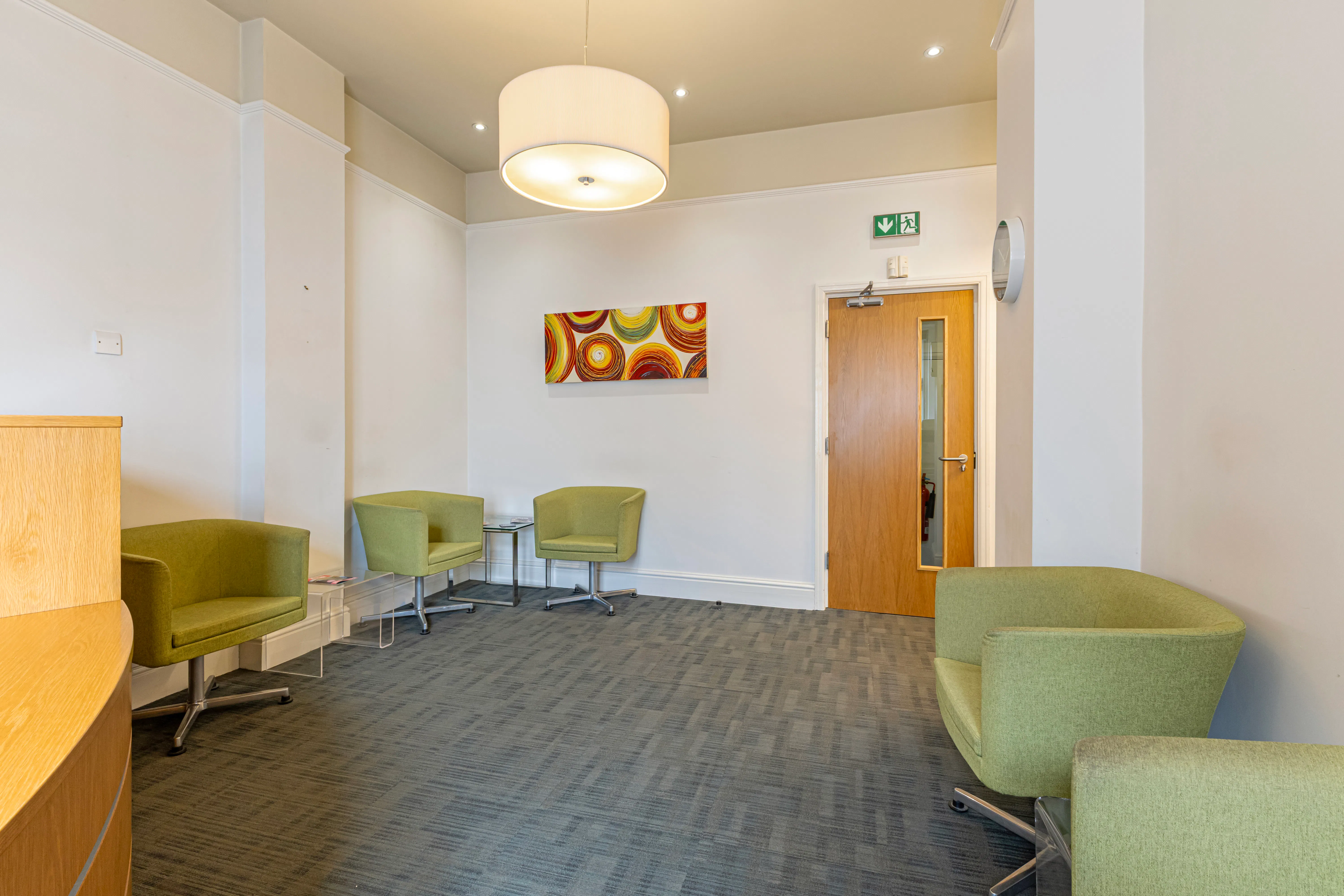 1-2 Broadway Court, Chesham, Offices To Let / For Sale - 108314_2-Broadway-Court-High-Street-Chesham  (9).jpg
