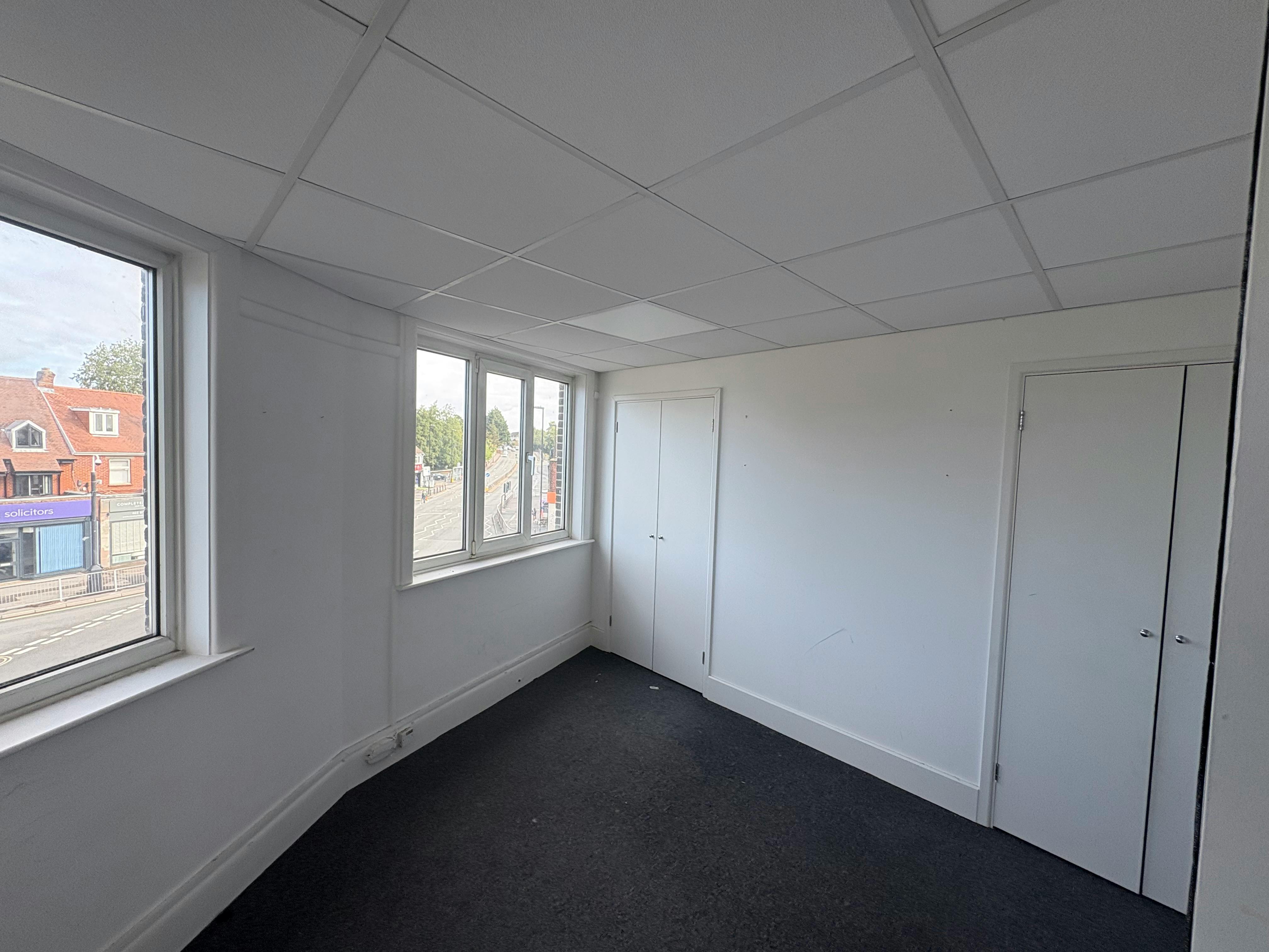 Office in Southampton - photo 3