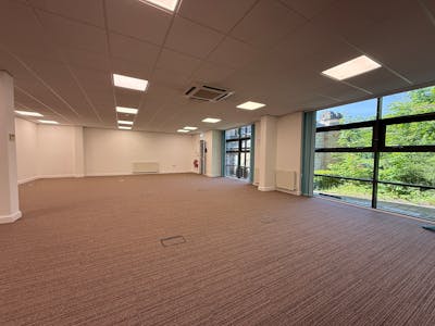 Nicholson House, Elmete Hall, Leeds, Office To Let - IMG_7198.JPG