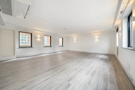 78/79 Long Lane, Farringdon, Office To Let - 13123357685b2aa87488dARW1.jpg