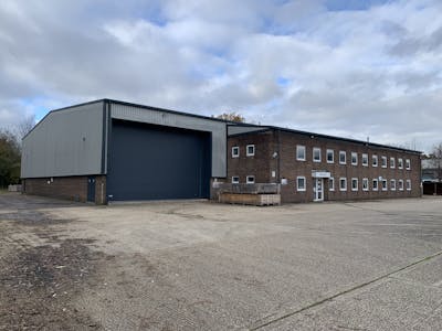 Unit 21 Wingate Road, Gosport, Industrial / Trade Counter / Warehouse To Let - IMG_2172.JPG