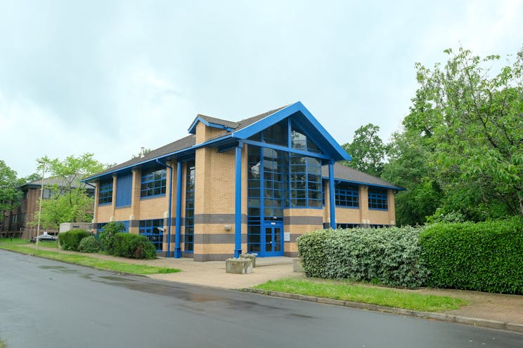 Aspen House, Barley Way, Fleet, Offices To Let / For Sale - DSCF6079.jpg