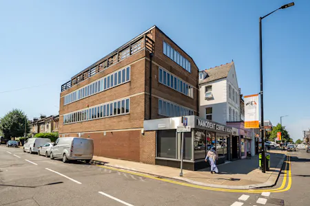 Second Floor, 869A High Road, London, Office To Let - 1482007-29-6a3e901dc2691.jpg
