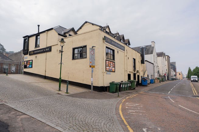 Crofter Bar, 11 High Street, Fort William For Sale - DSC00108.jpg