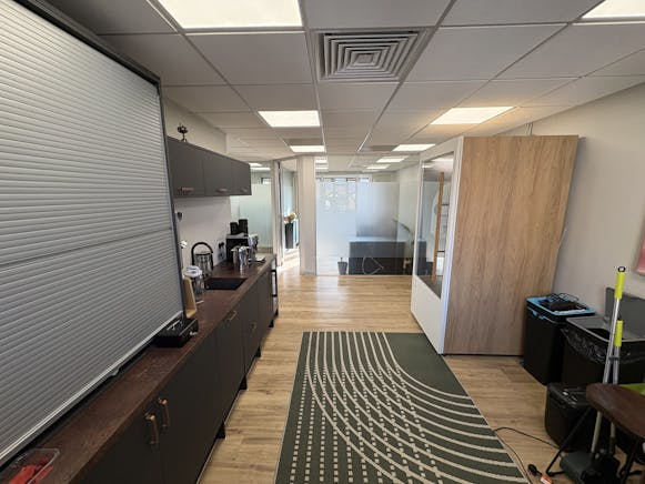 1 Milkhouse Gate, Suite 4 (Part), Guildford, Offices / Serviced Offices To Let - IMG_1225.jpg