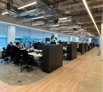 10 Exchange Square, London, Office Lease Assignment - Photo 9- Desking 2.png