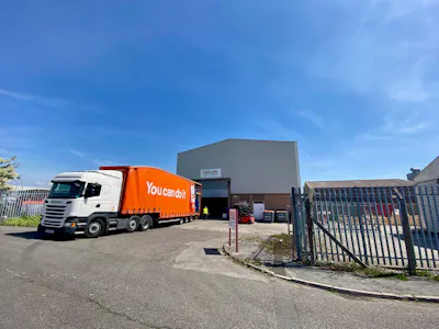 B10, Bridgend Industrial Estate, Bridgend, Industrial To Let - B10 02.jpg