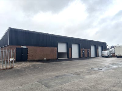 Unit 59-63, Newcastle-under-Lyme, Industrial / Industrial/Logistics / Trade Counter To Let - IMG_1127.JPG
