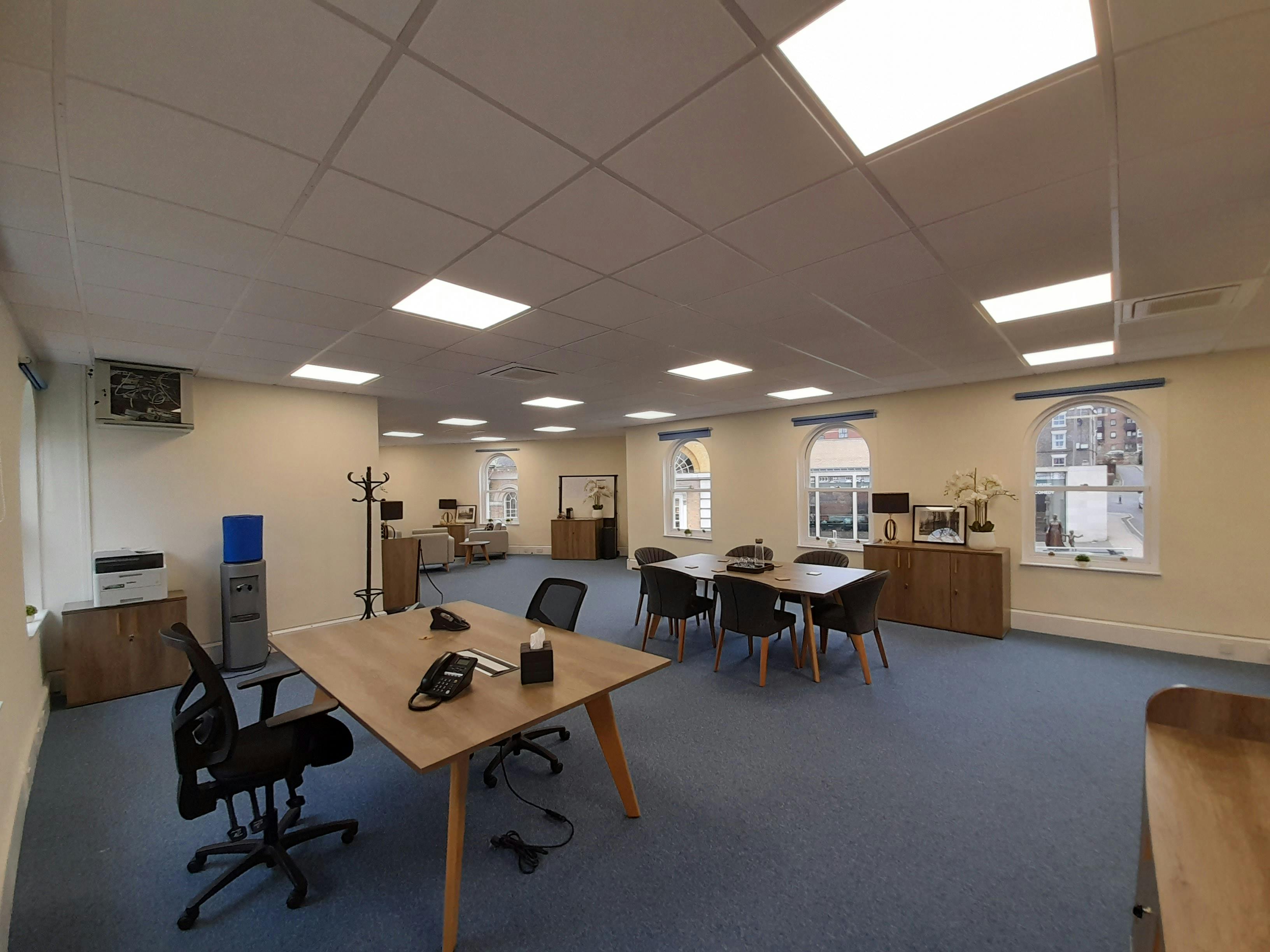 Exchange Square, Jewry Street, Winchester, Offices To Let - 20231130_115256.jpg