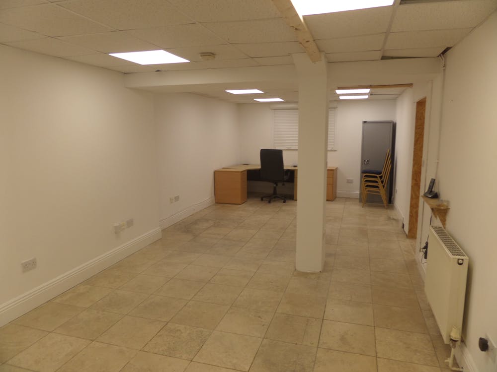 Unit 1c, Spa Court, Harrogate, Industrial To Let - SAM_1591.JPG