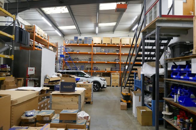 Unit 1 Ash Industrial Estate, Harlow, Industrial To Let - P1040836.JPG