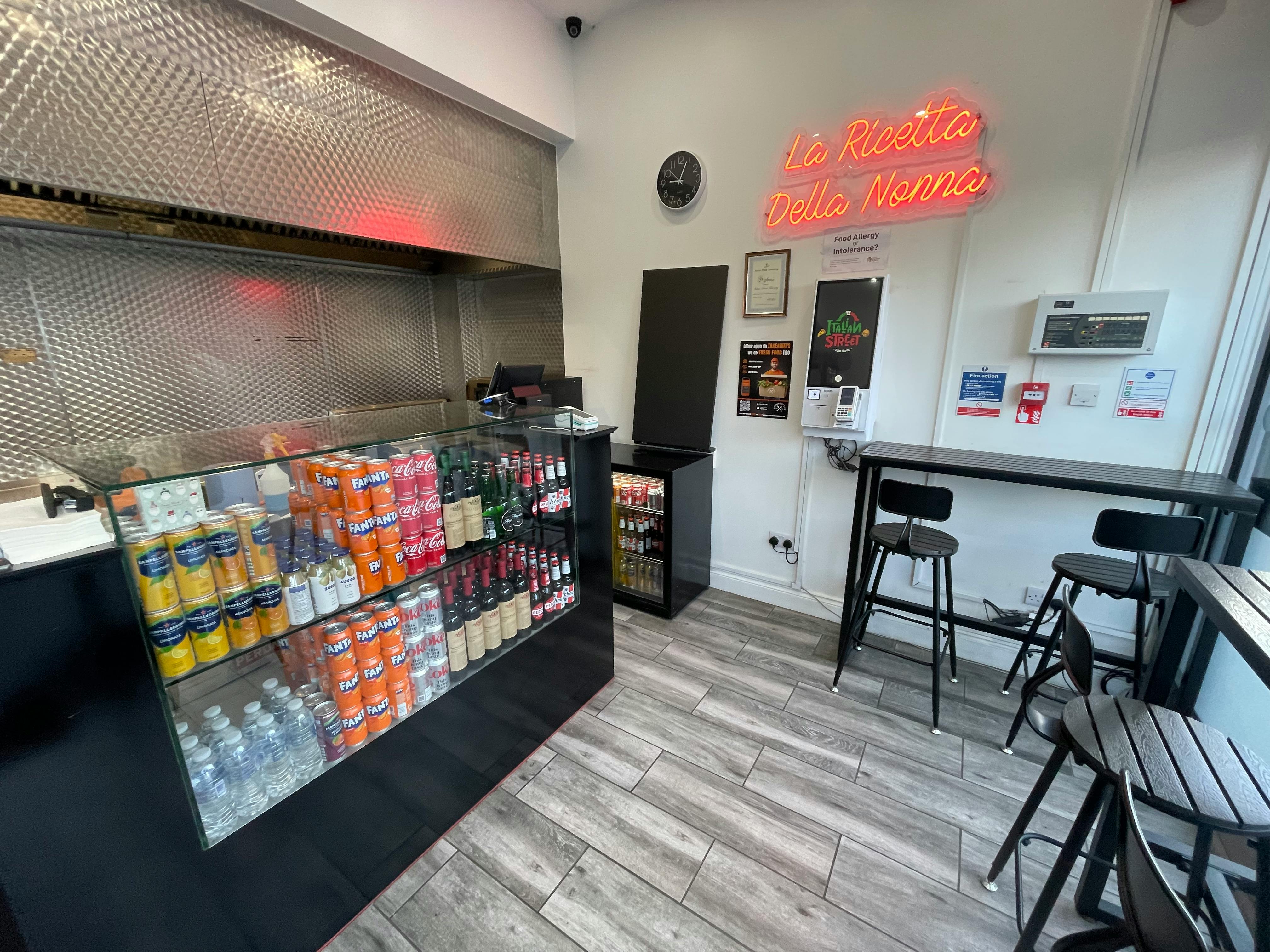 Retail/Shop in Bournemouth - photo 3