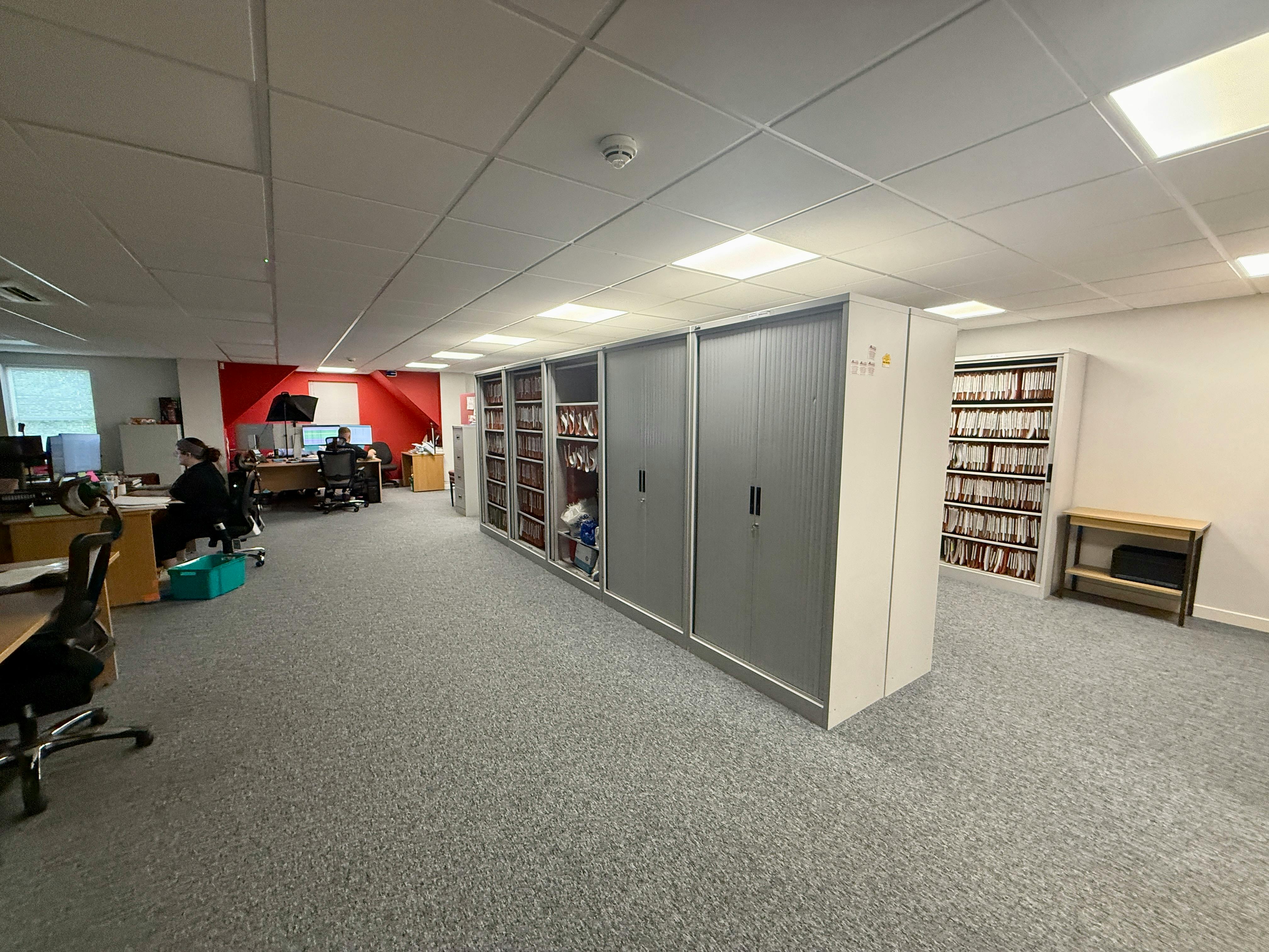 Office in Broadstone - photo 2