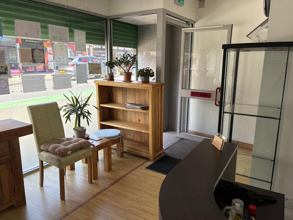 108 Coventry Street, Kidderminster, Retail For Sale - p2.1.jpg