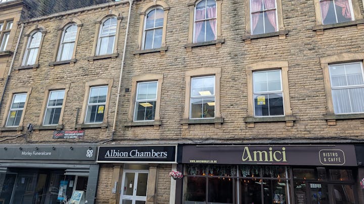 Flexible 1st floor suites  - Albion Chambers, Morley, Leeds, Offices / Offices To Let - Image 1 .jpg