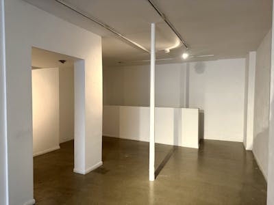 Prime Mixed-Use Fitzrovia Building, 89 Charlotte Street, London, Investment / Mixed Use / Residential For Sale - IMG_0980.jpg