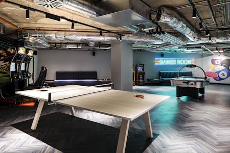 23 Hewett Street, London, Office To Let - The Stage Bowling Aley and Games Lounge9552Edit.jpg