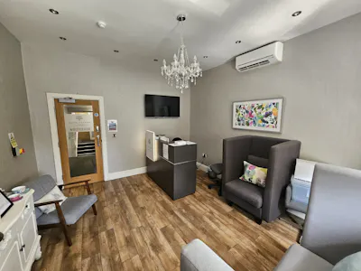 32 Heaton Moor Road, Stockport, Healthcare / Office To Let - 20260710_131301.jpg