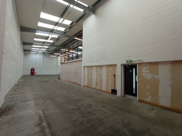 Unit 72 Capitol Park, Colindale, Industrial / Warehouse / Trade Counter / Showroom To Let - 1733925285822.jpg