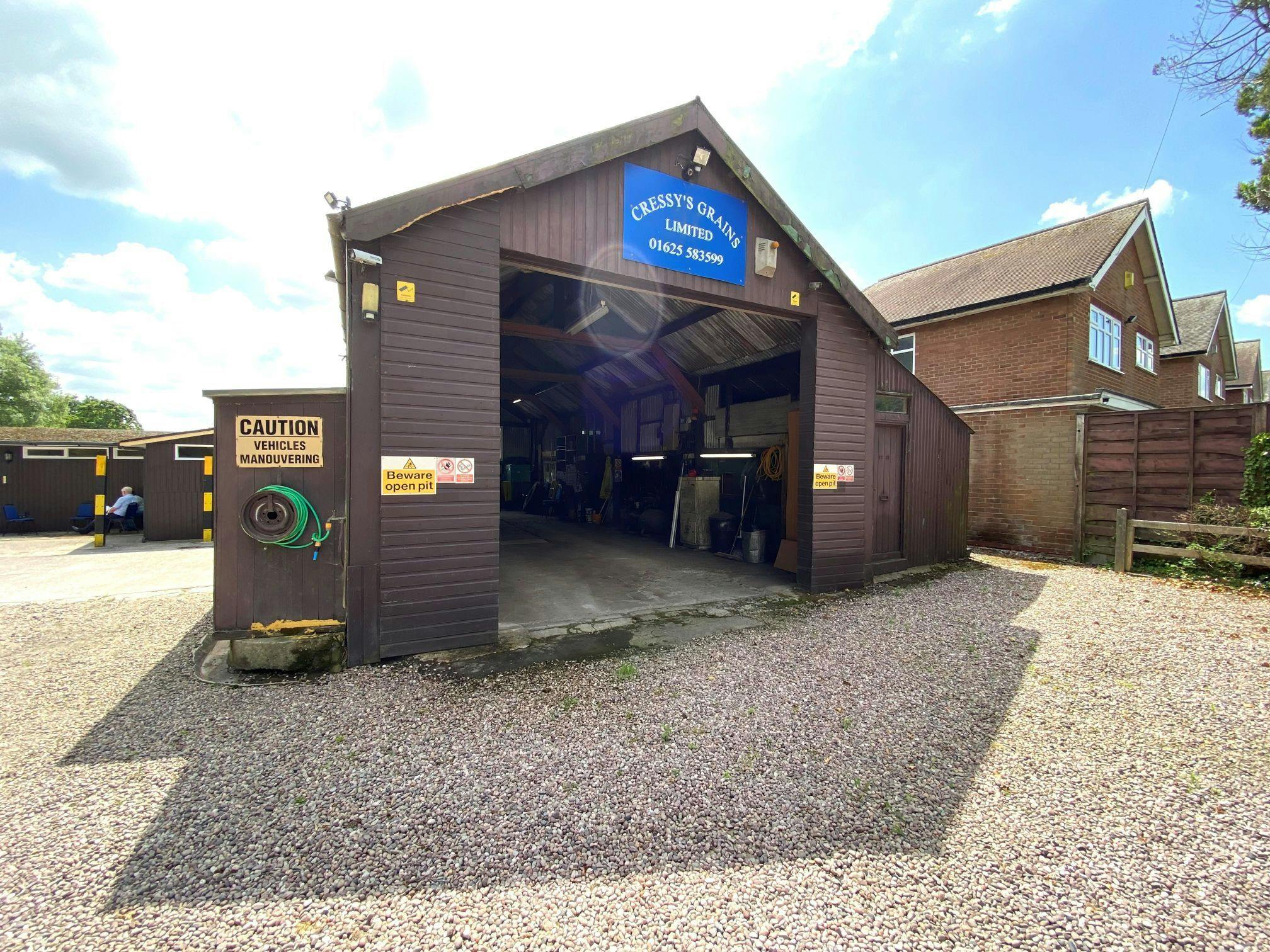 39 Knutsford Rd, Alderley Edge, Industrial / Leisure To Let - Cover Photo