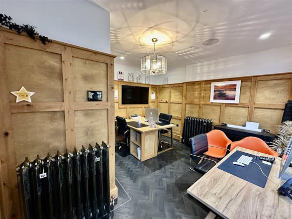 Rear Of 113 Broadway, Leigh-On-Sea, Retail To Let - Office