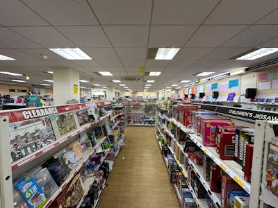 27 Church Road, Burgess Hill, Retail To Let - IMG_3833.jpeg