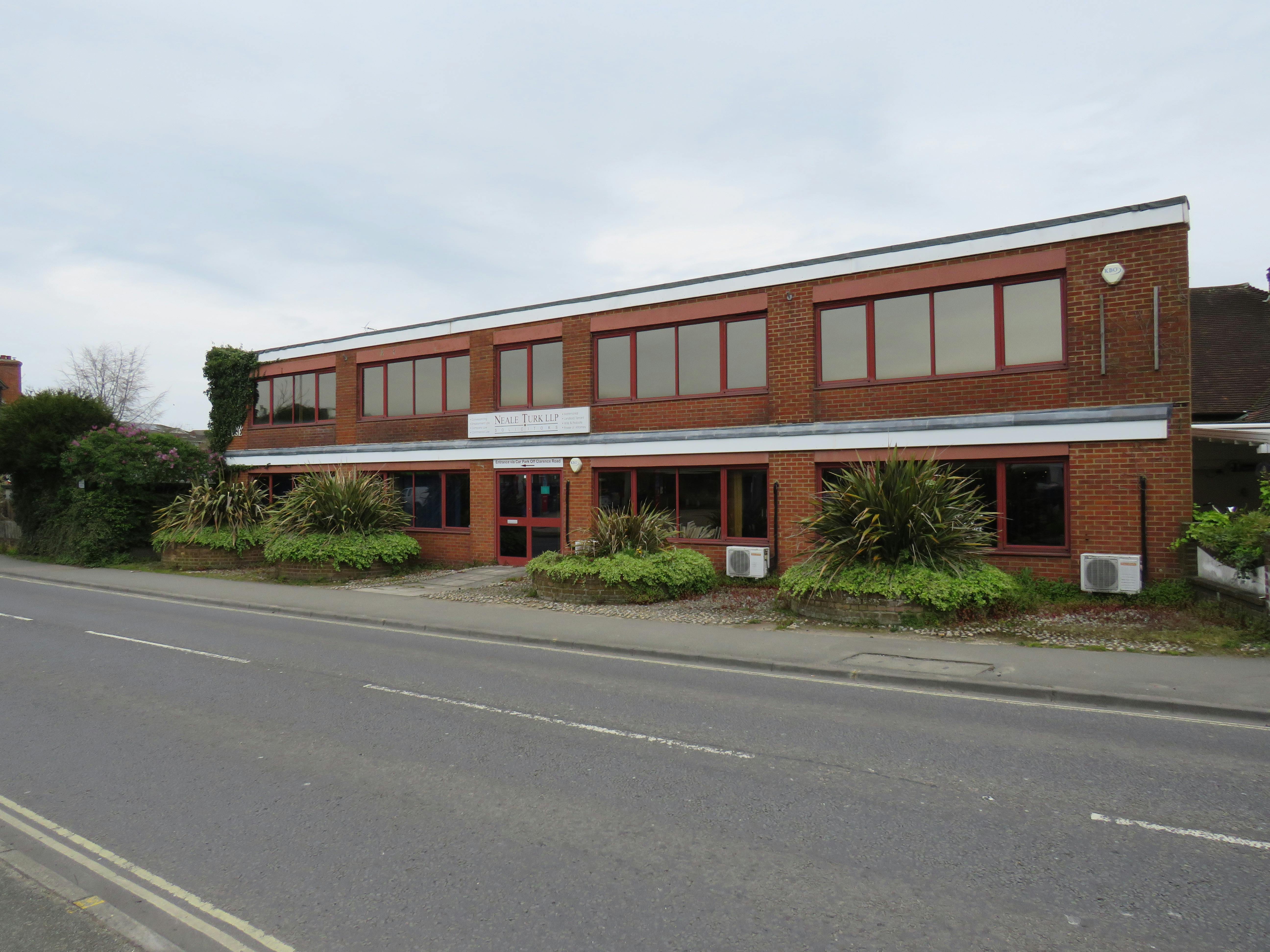 Bridge House, Fleet, Offices To Let - IMG_1343.JPG