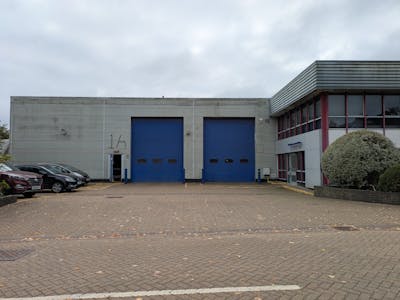 Unit 1A, The Riverside Business Centre, Guildford, Industrial / Light Industrial To Let - PXL_20251016_092430417.jpg